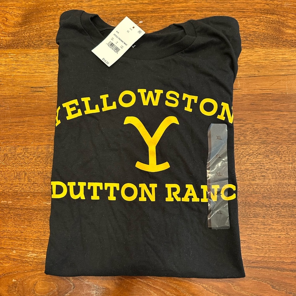 NWT Yellowstone Dutton Ranch Black T-Shirt, Men’s XL - Picture 5 of 5